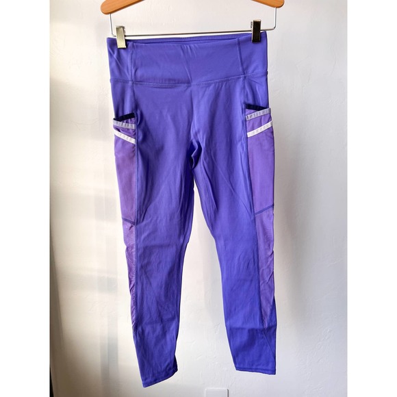FABLETICS Women's Purple High Rise Mess Side Pockets 7/8 Length Leggings sz XS - Picture 2 of 8